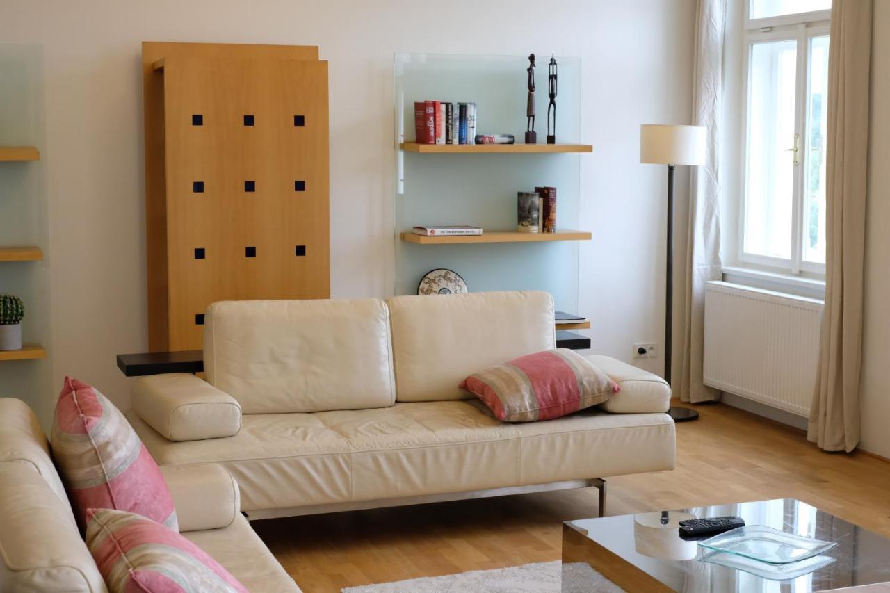 Kolonada Luxury 3 Bedroom Apartment Manes Mariánské Lázně Esterno foto