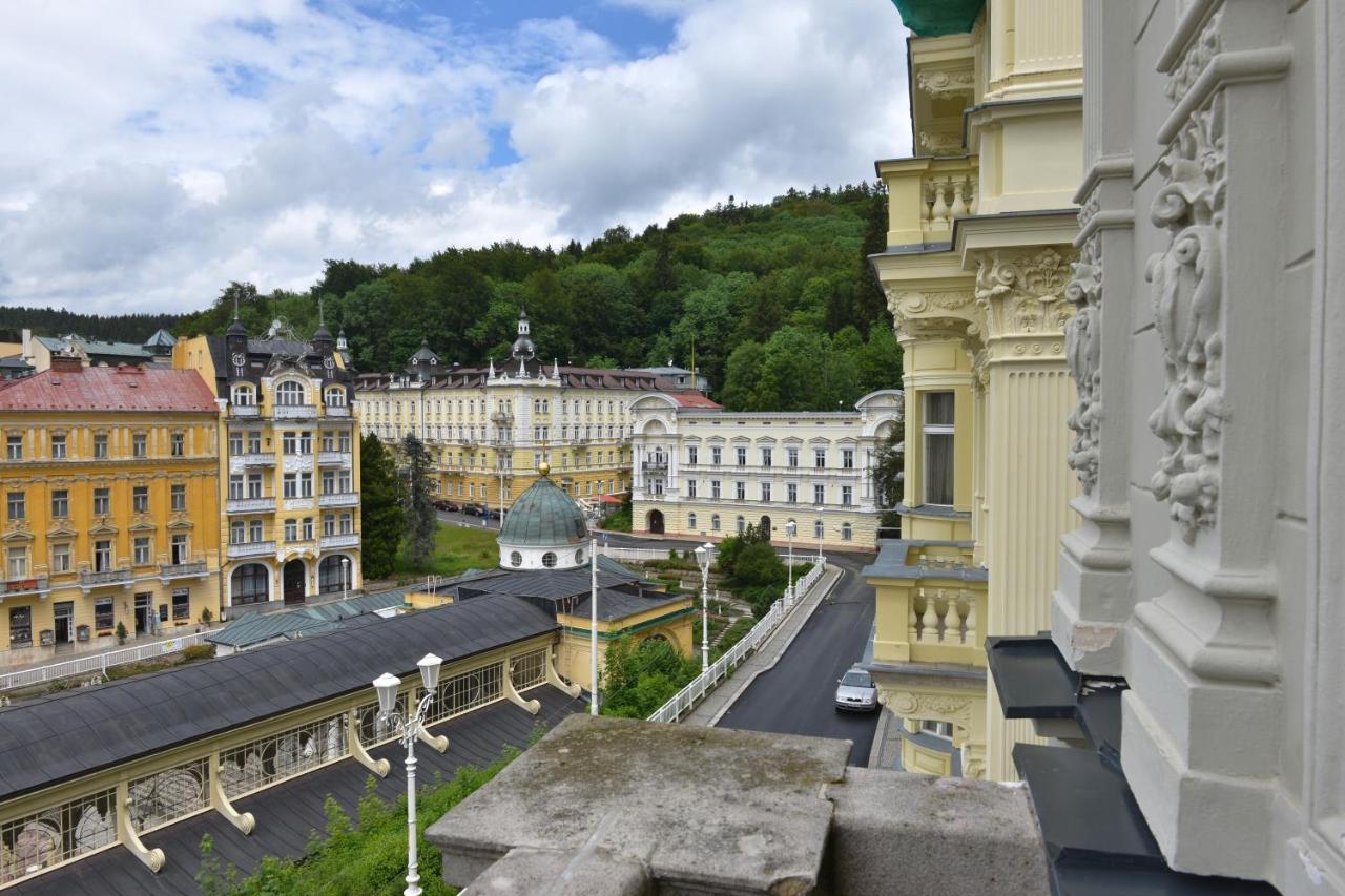Kolonada Luxury 3 Bedroom Apartment Manes Mariánské Lázně Esterno foto