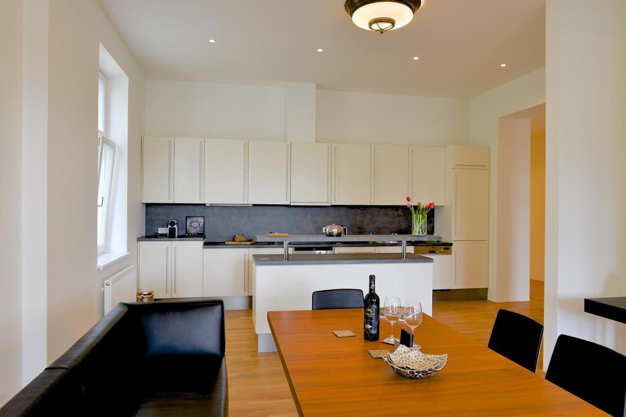 Kolonada Luxury 3 Bedroom Apartment Manes Mariánské Lázně Esterno foto