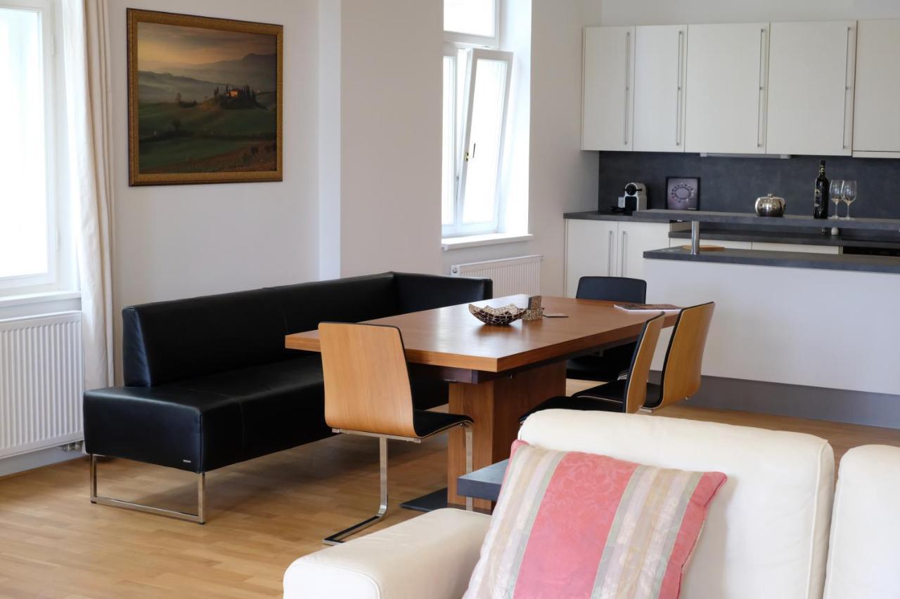 Kolonada Luxury 3 Bedroom Apartment Manes Mariánské Lázně Esterno foto
