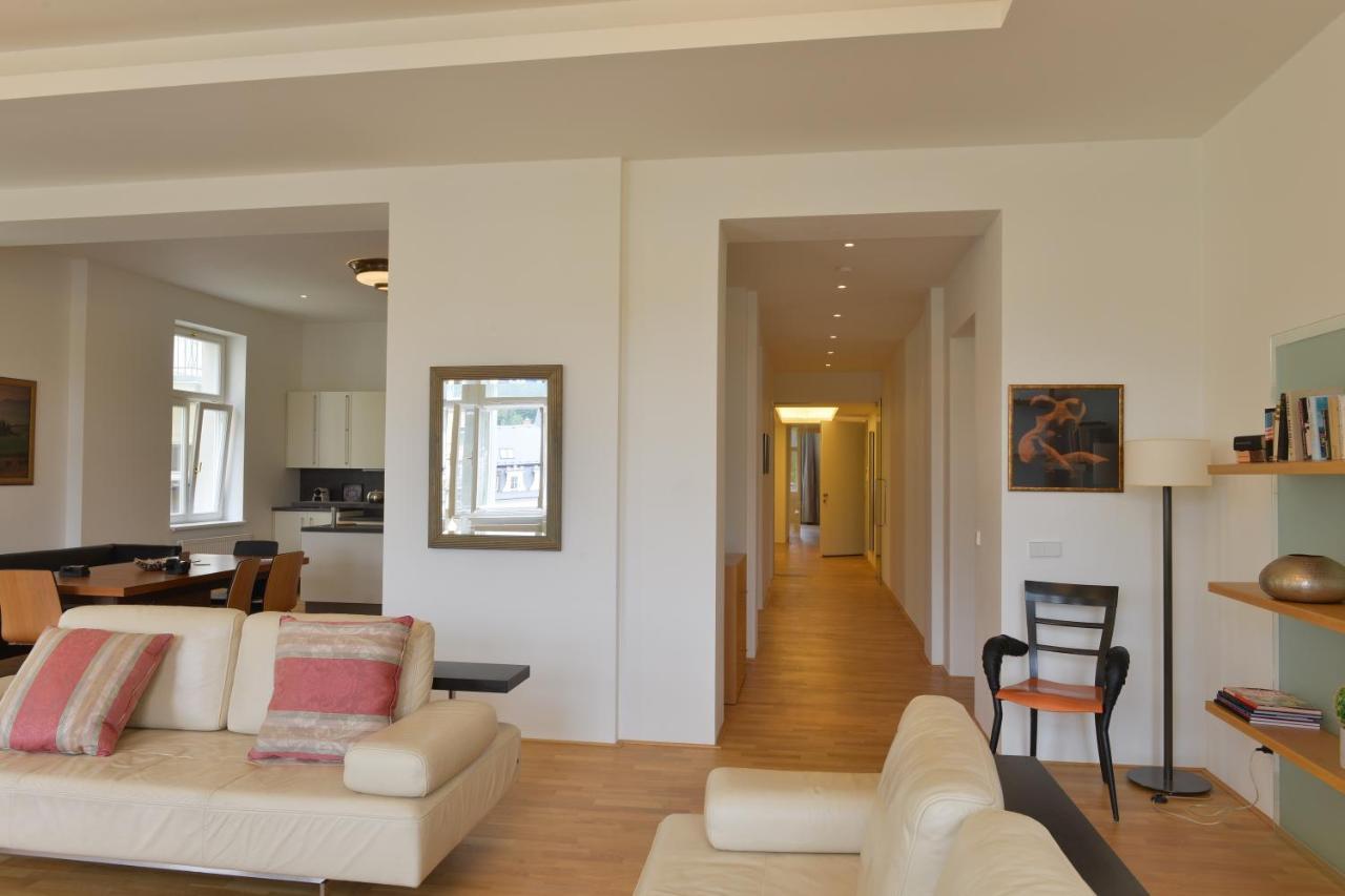 Kolonada Luxury 3 Bedroom Apartment Manes Mariánské Lázně Esterno foto